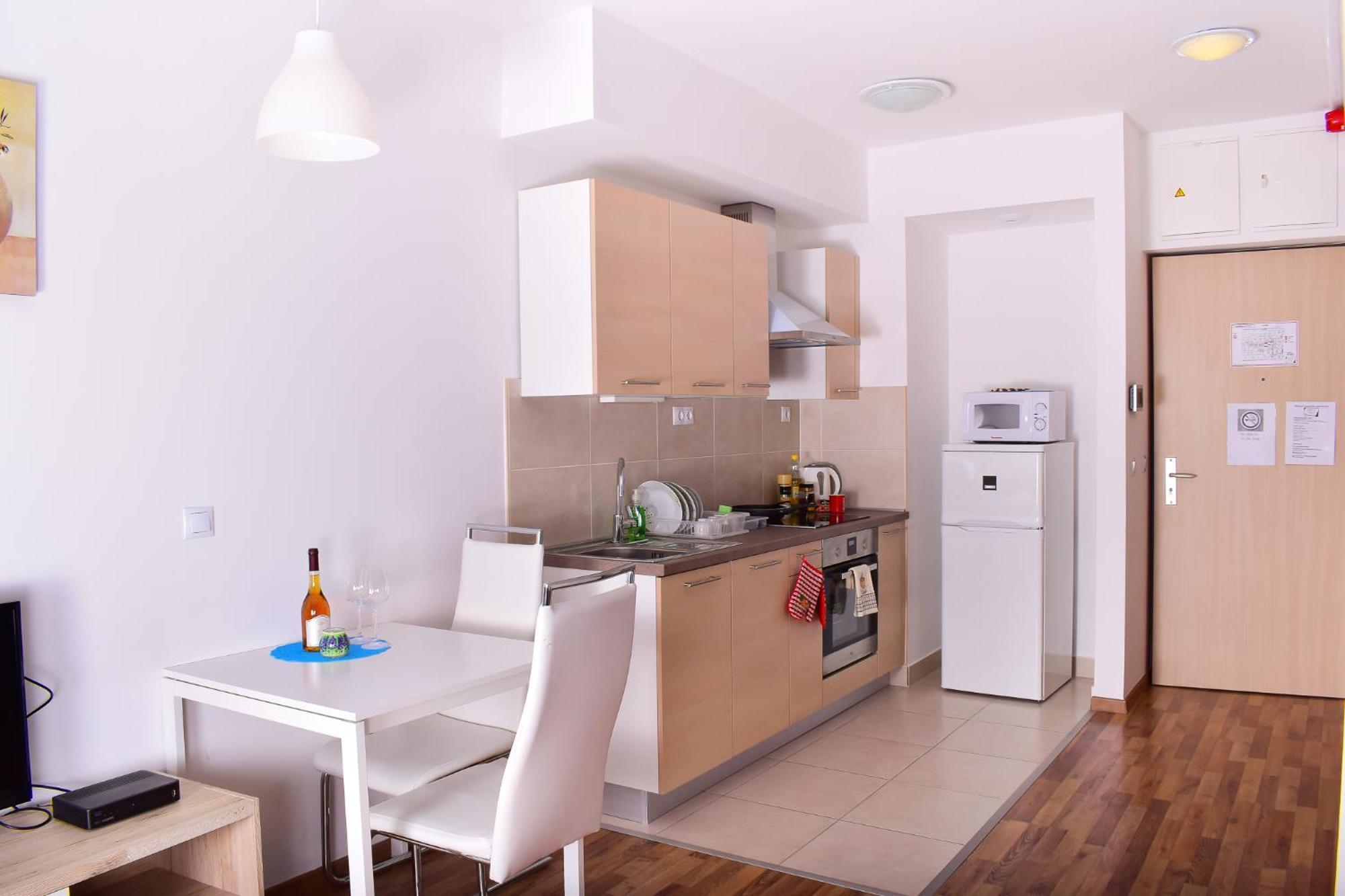 Corvin Holiday Apartments Hotel Budapeszt Zewnętrze zdjęcie